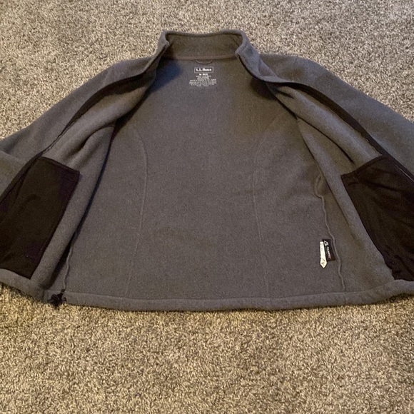 Womens LL Bean gray jacket - Picture 3 of 4